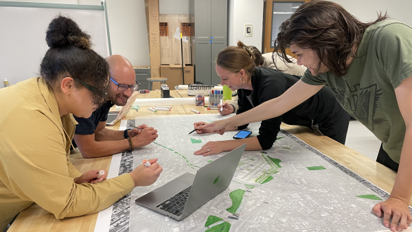 Planning Project Studio students Corinne Anderson, Ben Moore, Jason Schaefer, Elizabeth James, and Halden Schnal collaborate on a vision framework for the South Platte River in Denver.