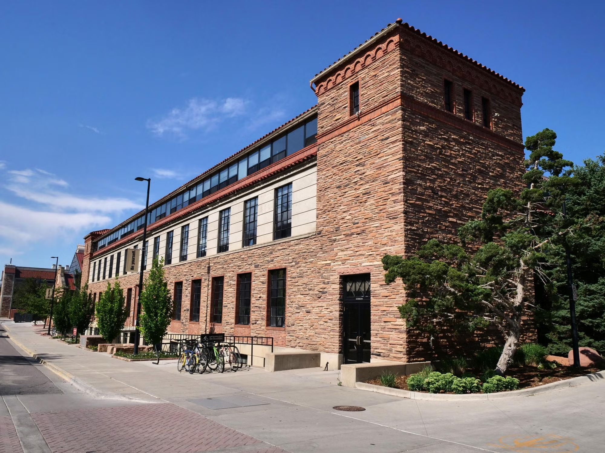 Exterior of the CU Boulder Environmental Design Building.