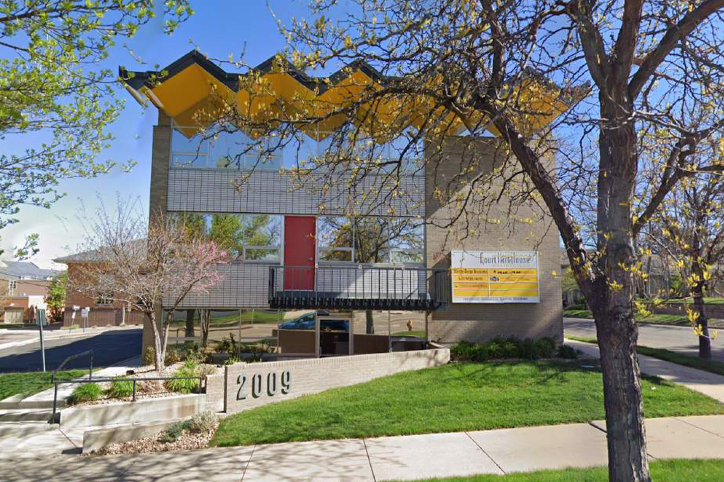 Exterior of the Arapahoe Building in Littleton, CO.